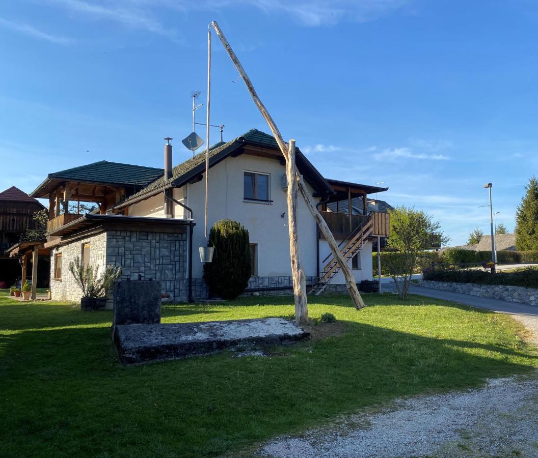 Apartma Obrh Šmarješke Toplice Zewnętrze zdjęcie